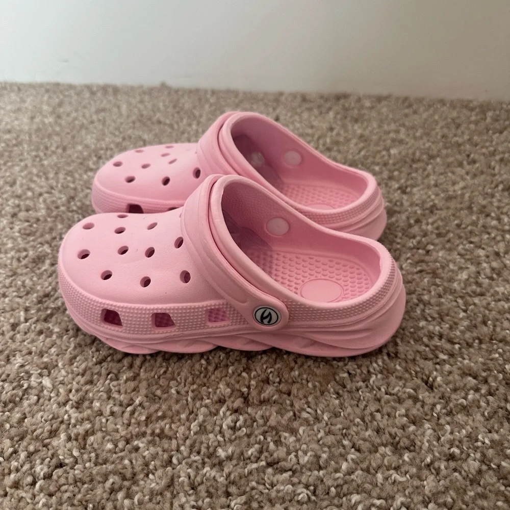 Kids Pink Clogs